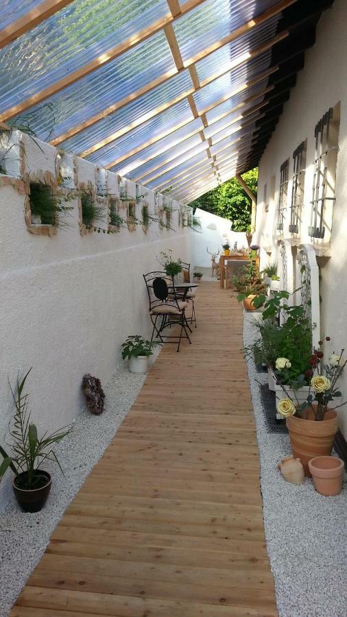 Marburg Apartment Pfiffige Luisa In Ruhiger Waldrandlage Mit Balkon Und Wintergarten Exterior foto